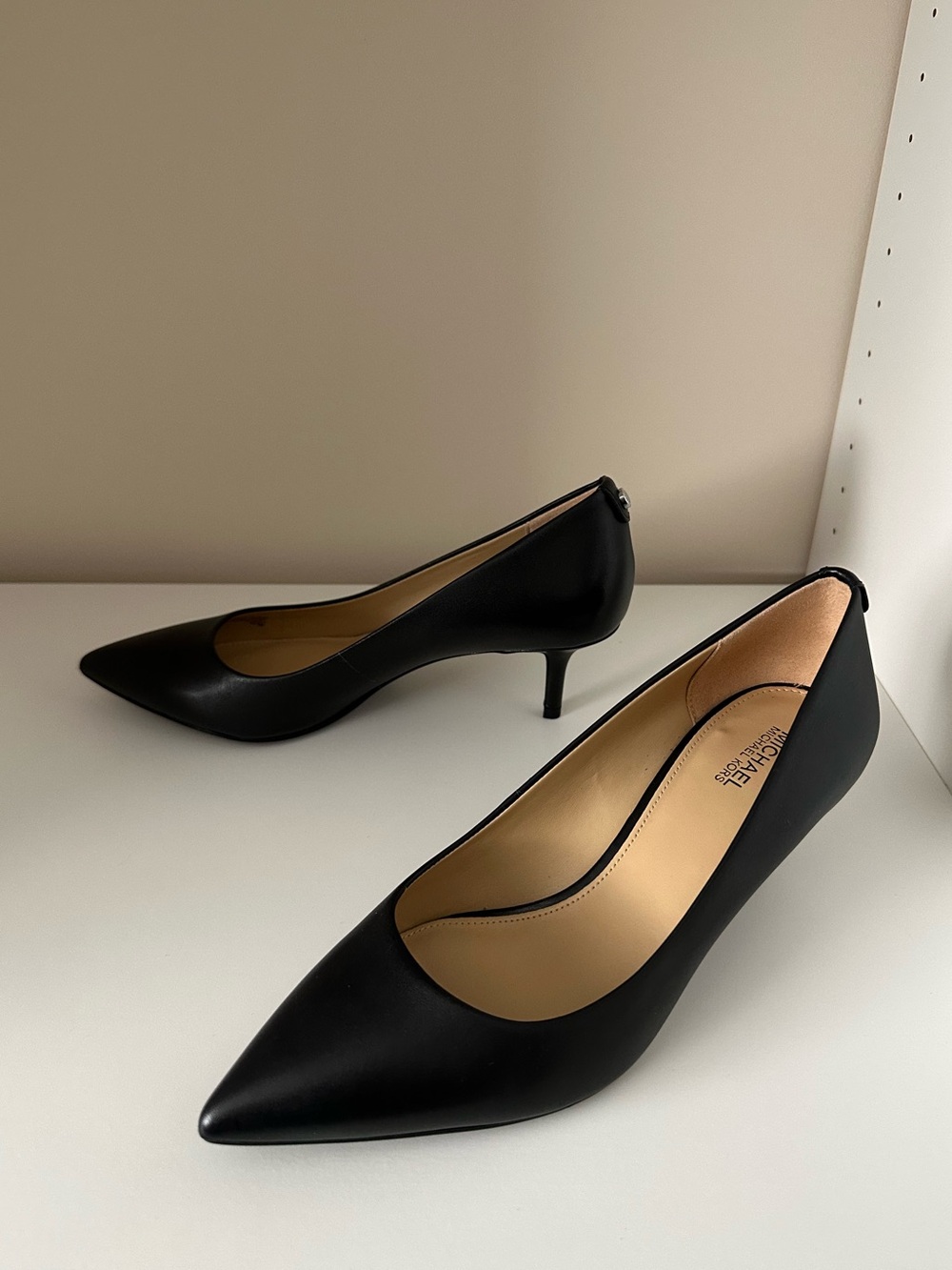 Michael Kors MK-Flex Low Heel